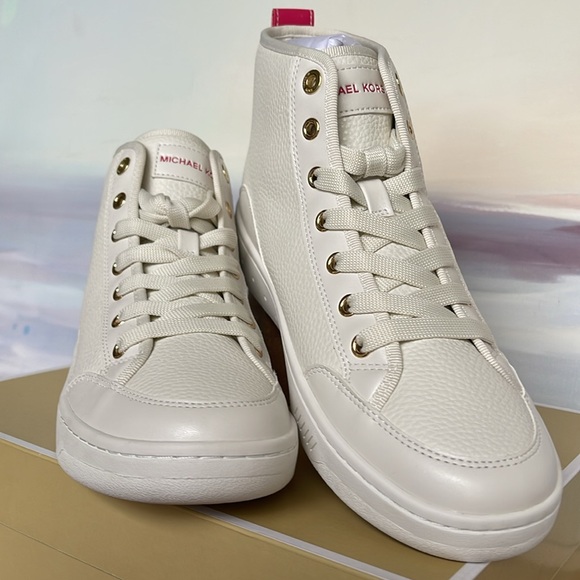 MICHAEL KORS SHEA MID HIGH TOP
FAUX LEATHER
49R4SHFE5L
ELECTRIC PINK
Sneakers - Picture 8 of 16